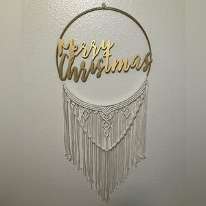 Macrame Merry Christmas wreath